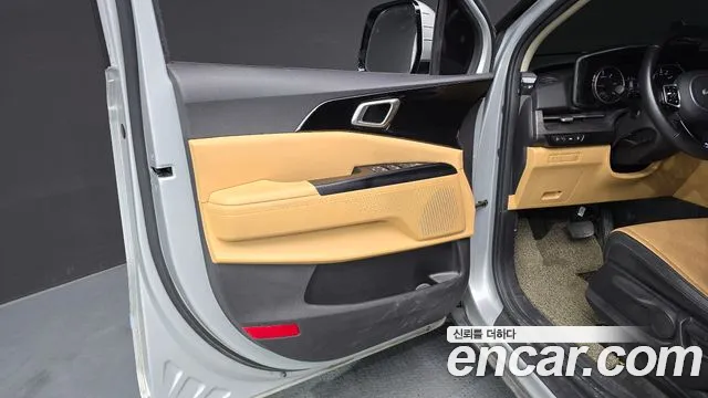 Kia Canival Carnival 4 поколение Дизель 11 мест Prestige — Фото автомобиля 24