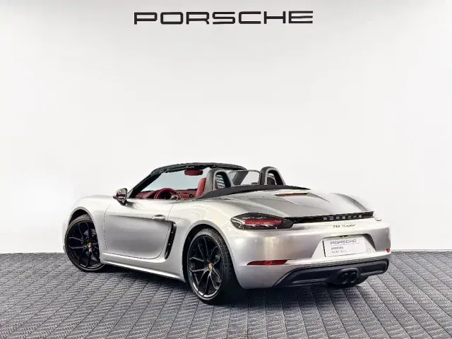 Porsche 718 — Фото автомобиля 5