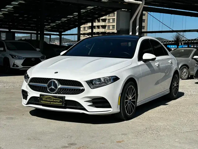 Фотография автомобиля — Mercedes-Benz A-Class