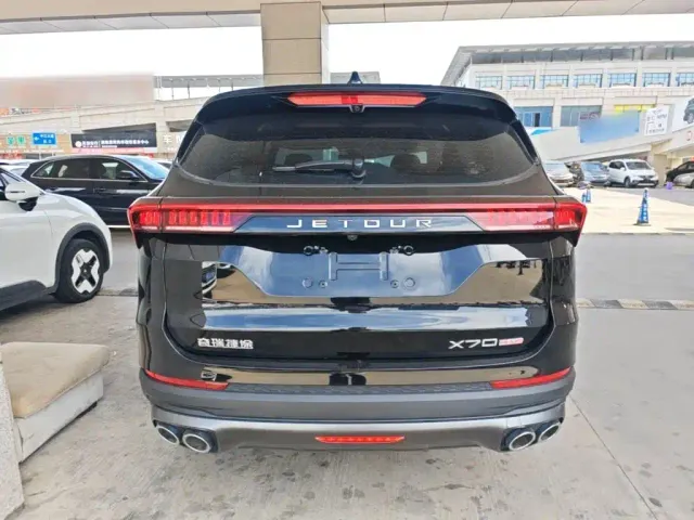 Jetour X70 Plus — Фото автомобиля 5
