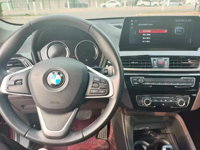 BMW X1 — Фото автомобиля 22