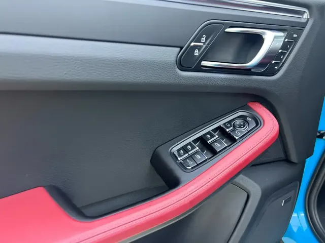 Porsche Macan — Фото автомобиля 10