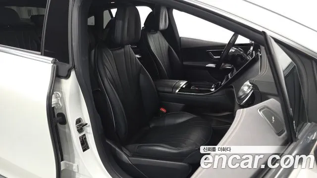 Mercedes-Benz EQE V295 — Фото автомобиля 16