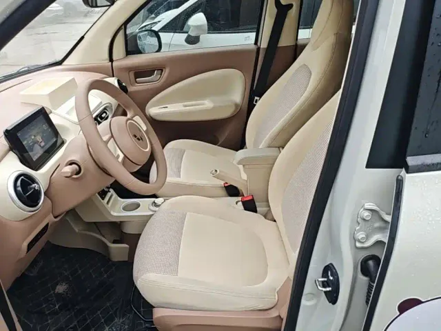 Wuling Hongguang Mini EV — Фото автомобиля 14