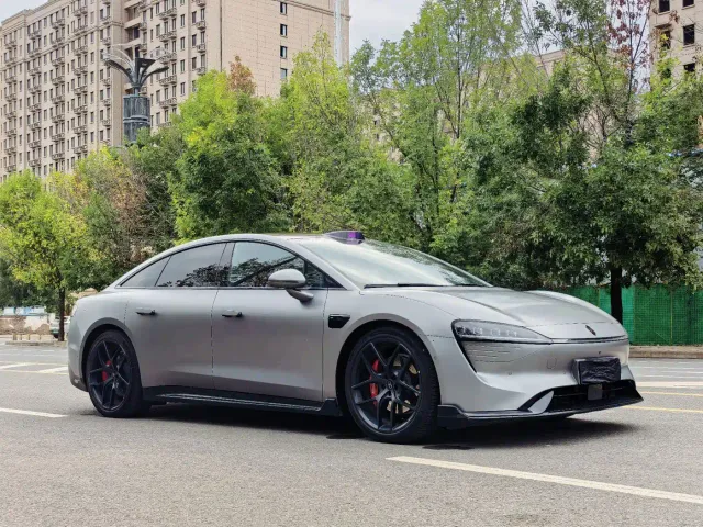 Luxeed S7 — Фото автомобиля 3