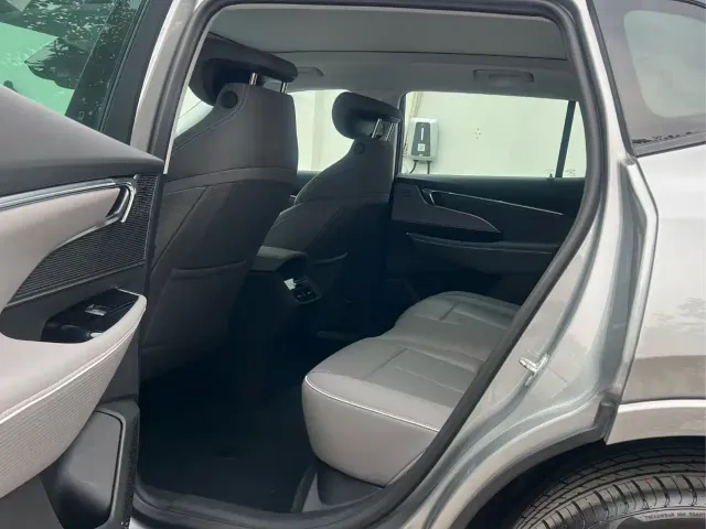 Buick E5 — Фото автомобиля 8