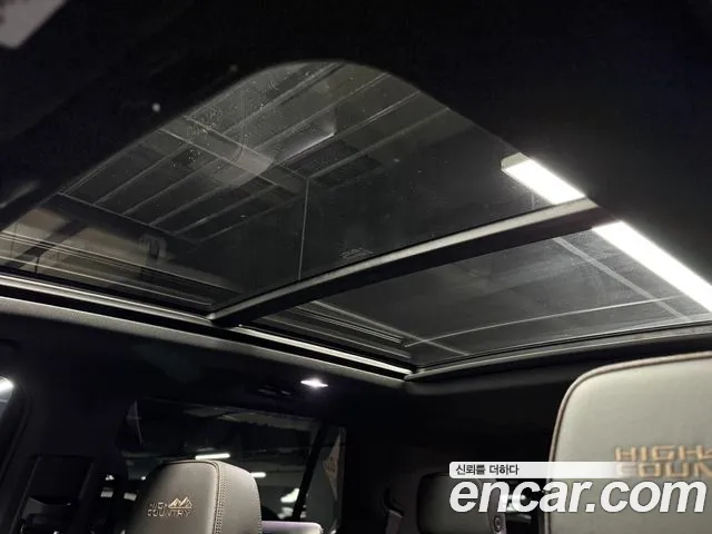 Chevrolet Tahoe — Фото автомобиля 14