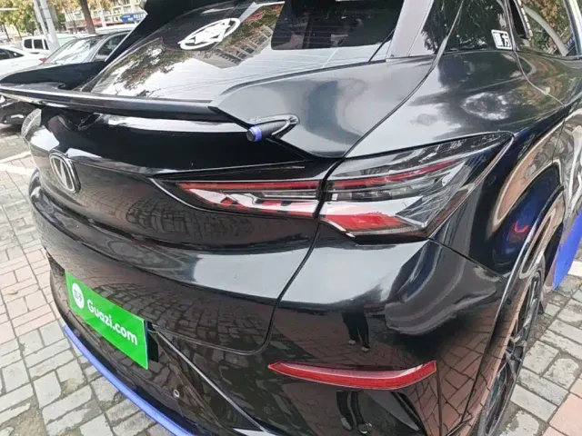 Changan UNI-T — Фото автомобиля 7