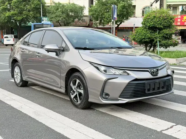 Toyota Corolla — Фото автомобиля 3