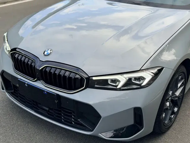 BMW 3 Series — Фото автомобиля 13