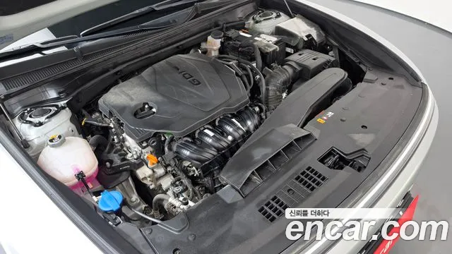 Hyundai Grandeur GN7 — Фото автомобиля 9