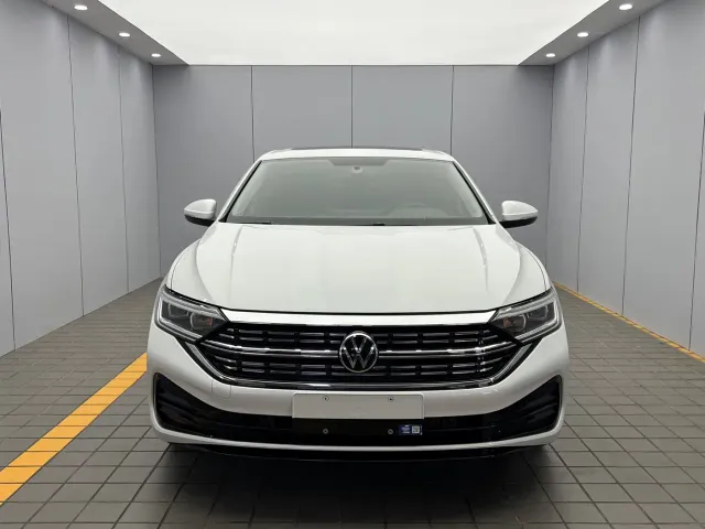 Volkswagen Sagitar — Фото автомобиля 2