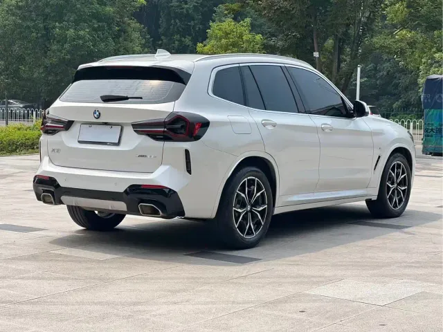 BMW X3 — Фото автомобиля 4