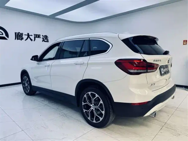 BMW X1 — Фото автомобиля 16