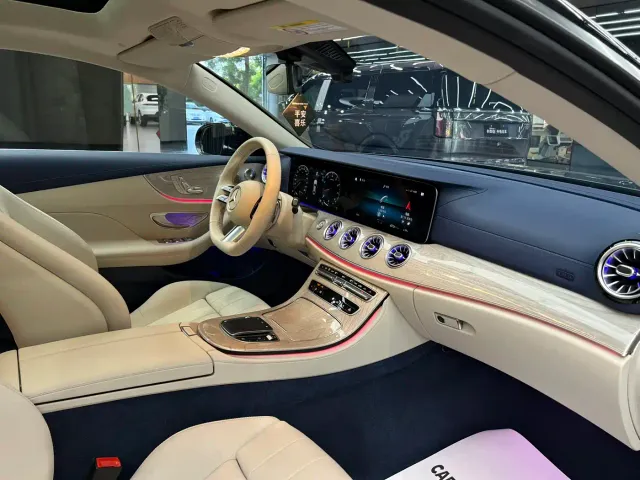 Mercedes-Benz E-Class — Фото автомобиля 7