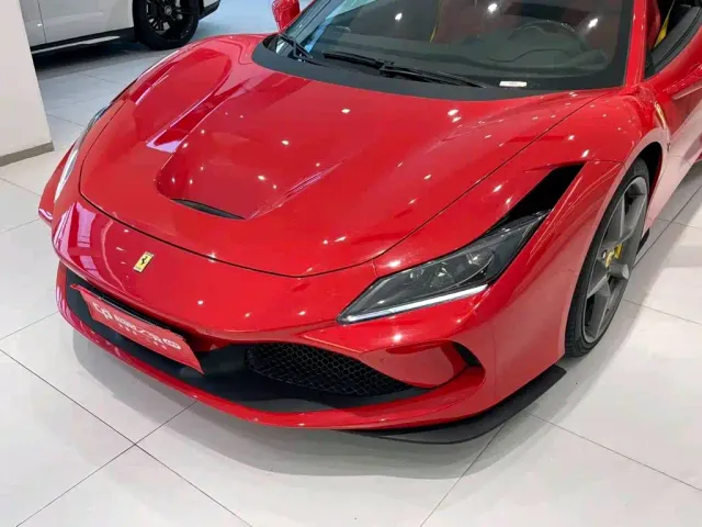 Ferrari F8 — Фото автомобиля 4