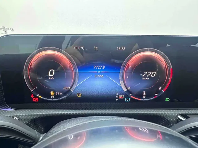 Mercedes-Benz A-Class — Фото автомобиля 12