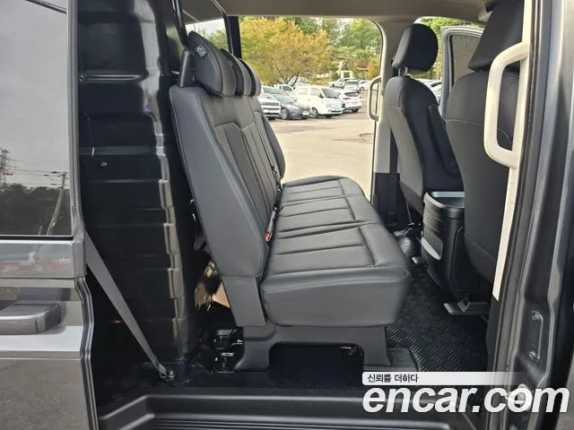 Hyundai Staria — Фото автомобиля 12