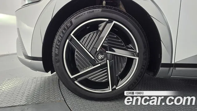 Hyundai Ioniq 5 — Фото автомобиля 5