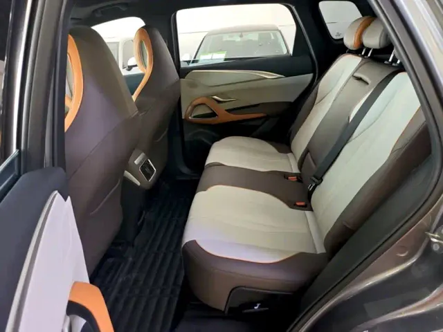 BYD Song Pro — Фото автомобиля 16