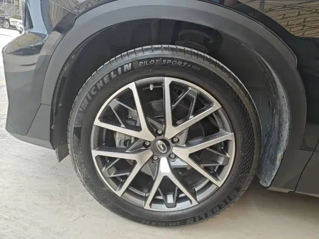 GAC Trumpchi GS8 — Фото автомобиля 22