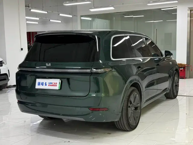 Li Auto L9 — Фото автомобиля 6