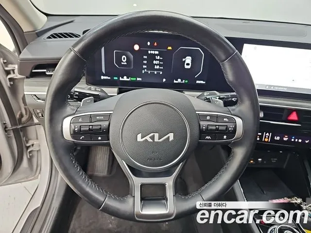 Kia K5 Generation 3 — Фото автомобиля 9
