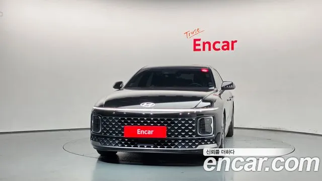 Hyundai Grandeur GN7 — Фото автомобиля 3