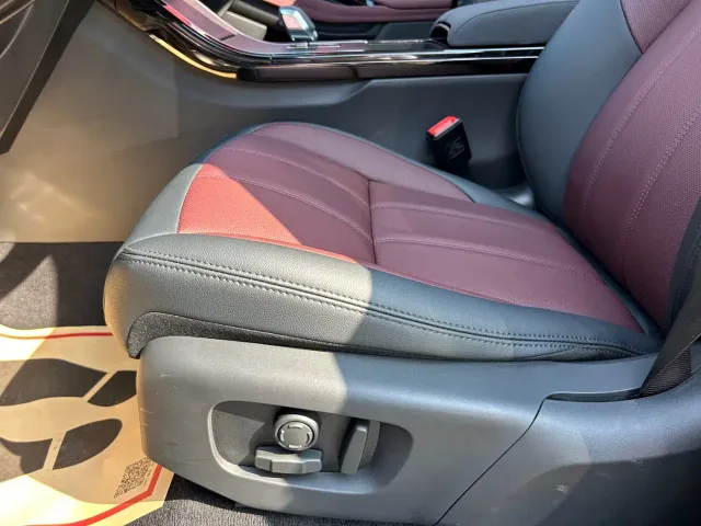 Land Rover Range Rover Evoque — Фото автомобиля 24