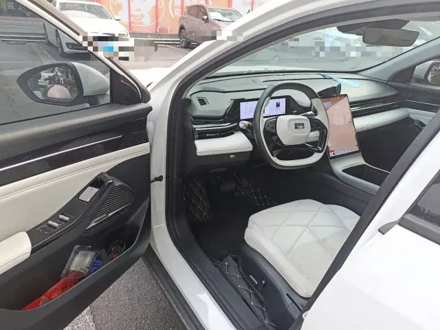 Geely Galaxy L6 — Фото автомобиля 12