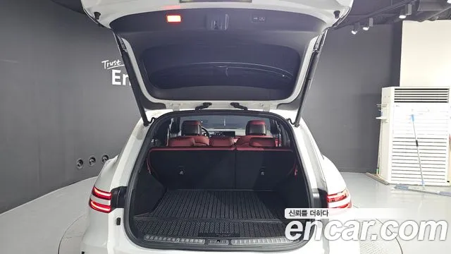 Genesis GV70 2.5T Бензин AWD — Фото автомобиля 4