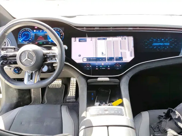 Mercedes-Benz EQE AMG — Фото автомобиля 5