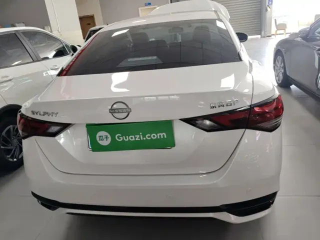 Nissan Sylphy — Фото автомобиля 5