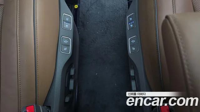 Hyundai Staria Staria 4WD Lounge 7 мест — Фото автомобиля 18