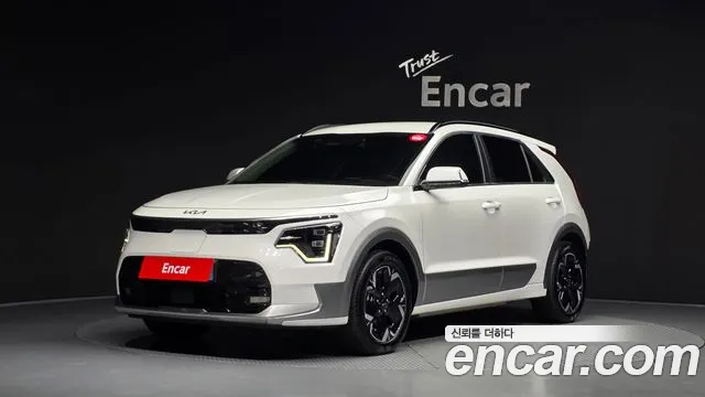 Фотография автомобиля — Kia Niro