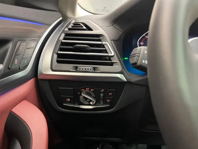 BMW X3 — Фото автомобиля 12