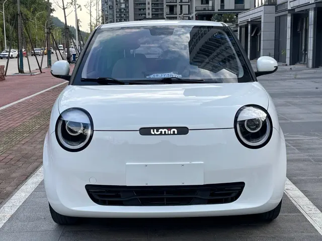 Changan Lumin — Фото автомобиля 2