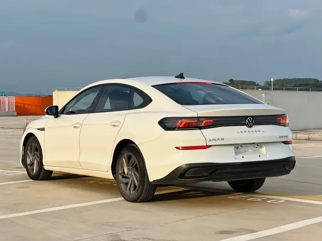 Volkswagen Lamando — Фото автомобиля 7