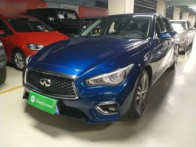 Фотография автомобиля — Infiniti Q50L