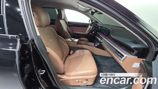 Hyundai Grandeur GN7 — Фото автомобиля 16