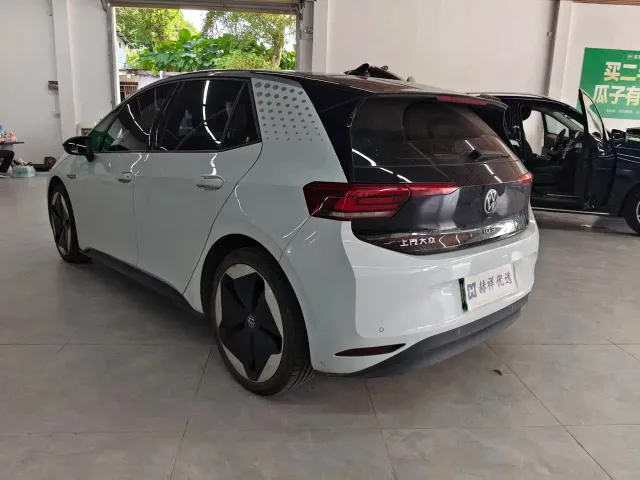 Volkswagen ID.3 — Фото автомобиля 14