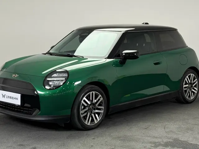 Фотография автомобиля — MINI Cooper