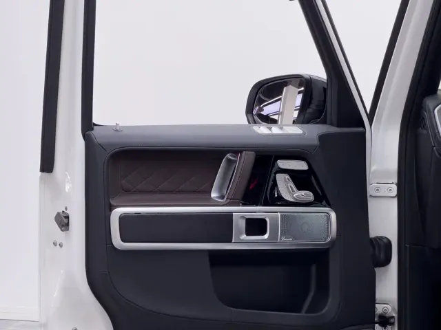 Mercedes-Benz G-Class — Фото автомобиля 11
