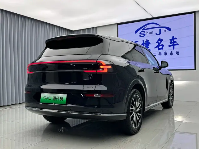 Changan Qiyuan Q07 — Фото автомобиля 27