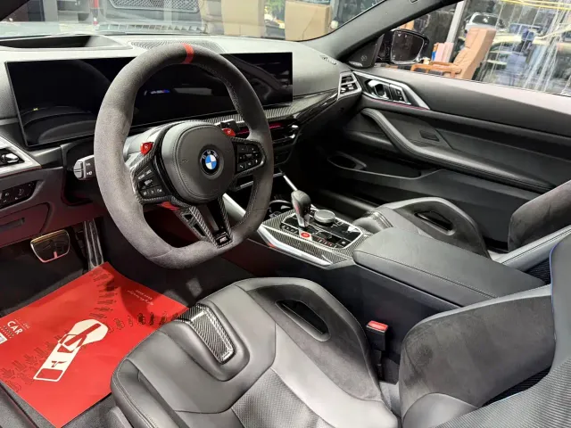 BMW M4 — Фото автомобиля 8