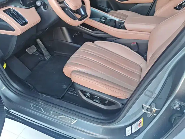 BYD Song L EV — Фото автомобиля 14