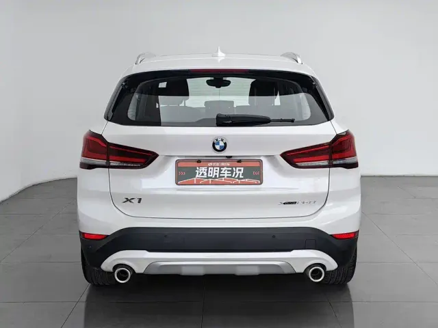 BMW X1 — Фото автомобиля 4