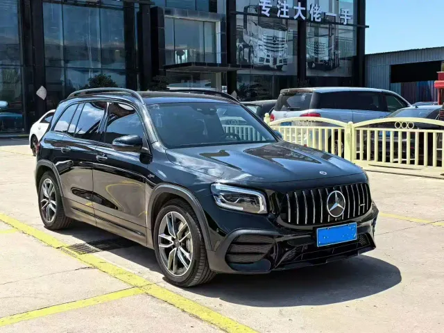 Mercedes-Benz GLB AMG — Фото автомобиля 2