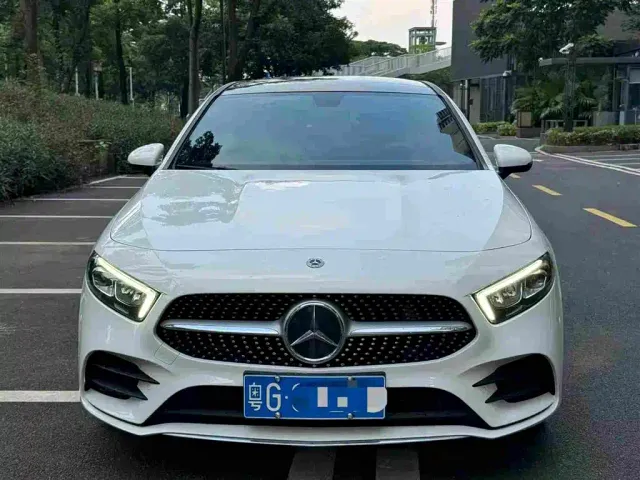 Mercedes-Benz A-Class — Фото автомобиля 3
