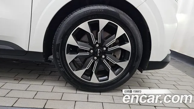 Kia Canival Carnival 4 поколение Бензин 9 мест Prestige — Фото автомобиля 18